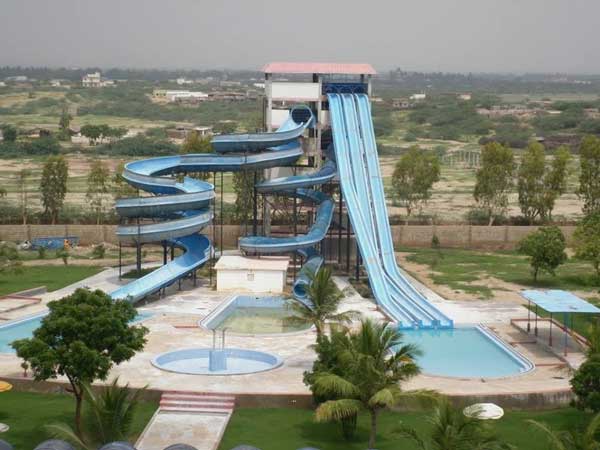 cosy water park karachi
