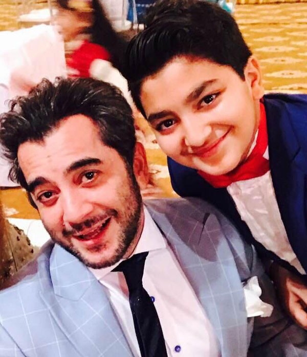 actor kashif mehmood with his son