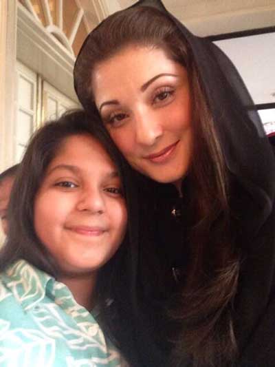 maryam nawaz with daughter