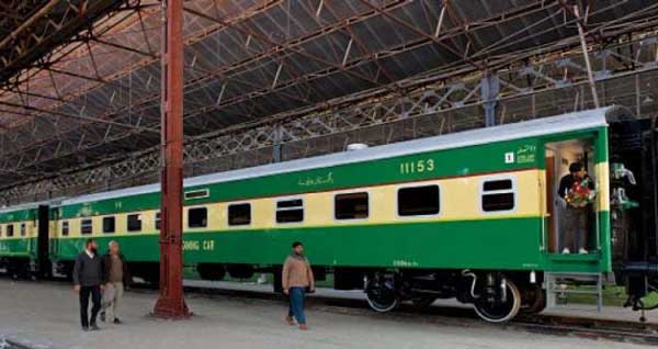 Jinnah express train